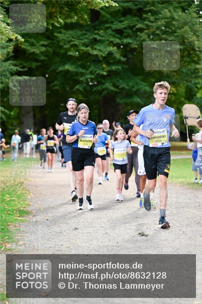 31.08.2025 - 21. Blankeneser Heldenlauf Dr. Thomas Lammeyer http://msf.ph/oto/8632128 31.08.2025 10:19:49 Laufen 2105, 4, 2209 meine-sportfotos.de