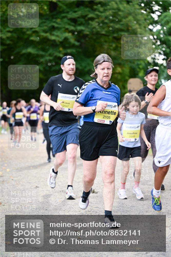 31.08.2025 - 21. Blankeneser Heldenlauf Dr. Thomas Lammeyer http://msf.ph/oto/8632141 31.08.2025 10:19:51 Laufen 2647, 2105, 2649 meine-sportfotos.de