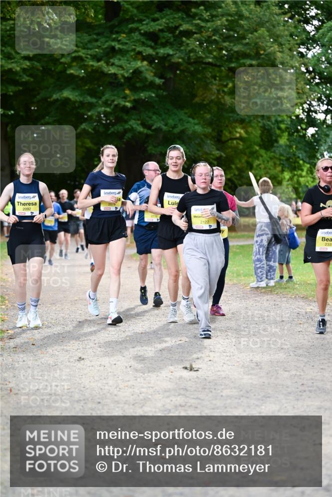 31.08.2025 - 21. Blankeneser Heldenlauf Dr. Thomas Lammeyer http://msf.ph/oto/8632181 31.08.2025 10:20:00 Laufen 2092, 2079, 2122, 2331 meine-sportfotos.de