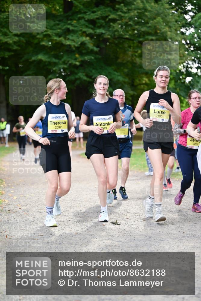 31.08.2025 - 21. Blankeneser Heldenlauf Dr. Thomas Lammeyer http://msf.ph/oto/8632188 31.08.2025 10:20:01 Laufen 2092, 079, 2776, 2190, 2222 meine-sportfotos.de