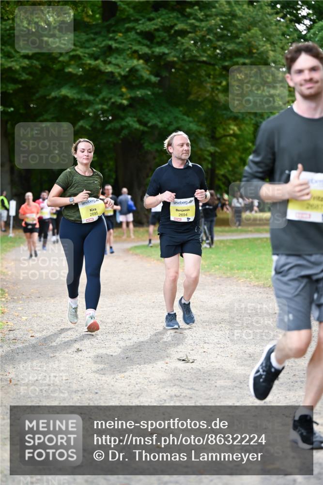 31.08.2025 - 21. Blankeneser Heldenlauf Dr. Thomas Lammeyer http://msf.ph/oto/8632224 31.08.2025 10:20:08 Laufen 2695, 2694, 2687 meine-sportfotos.de