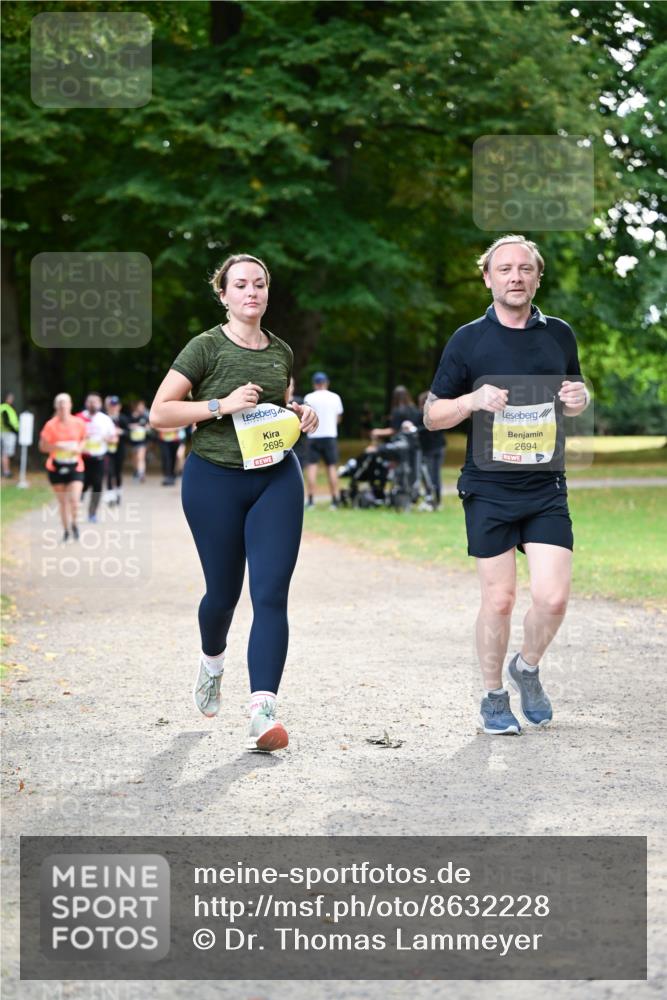 31.08.2025 - 21. Blankeneser Heldenlauf Dr. Thomas Lammeyer http://msf.ph/oto/8632228 31.08.2025 10:20:09 Laufen 2695, 2694, 4 meine-sportfotos.de