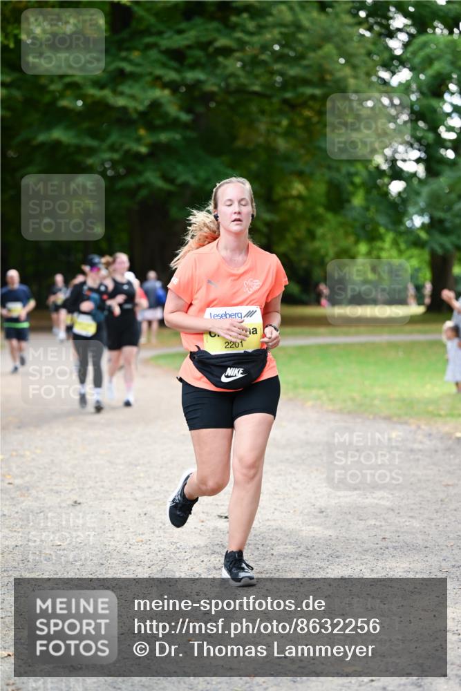 31.08.2025 - 21. Blankeneser Heldenlauf Dr. Thomas Lammeyer http://msf.ph/oto/8632256 31.08.2025 10:20:17 Laufen 2201 meine-sportfotos.de