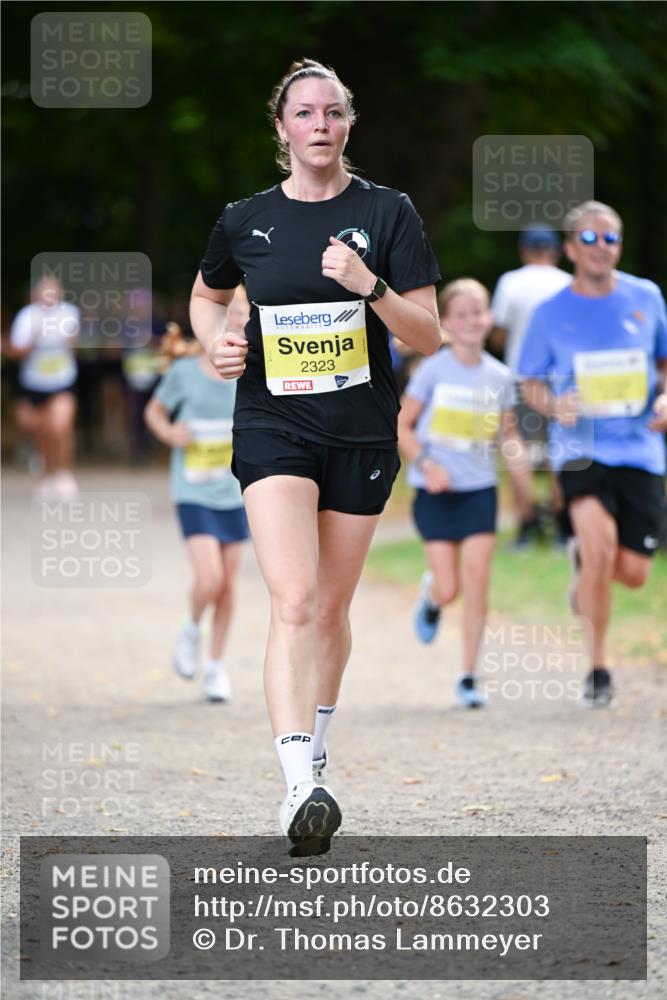 31.08.2025 - 21. Blankeneser Heldenlauf Dr. Thomas Lammeyer http://msf.ph/oto/8632303 31.08.2025 10:20:28 Laufen 2323 meine-sportfotos.de