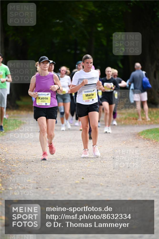 31.08.2025 - 21. Blankeneser Heldenlauf Dr. Thomas Lammeyer http://msf.ph/oto/8632334 31.08.2025 10:20:37 Laufen 2221, 4, 2220, 4 meine-sportfotos.de