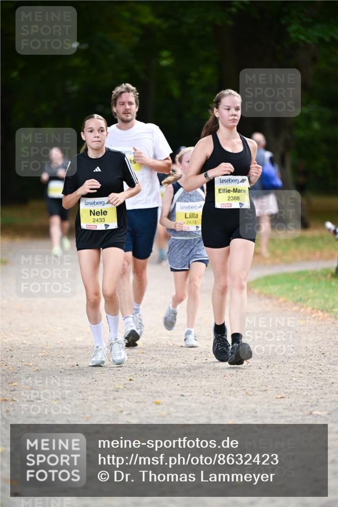 31.08.2025 - 21. Blankeneser Heldenlauf Dr. Thomas Lammeyer http://msf.ph/oto/8632423 31.08.2025 10:20:57 Laufen 2433, 2418, 2388 meine-sportfotos.de