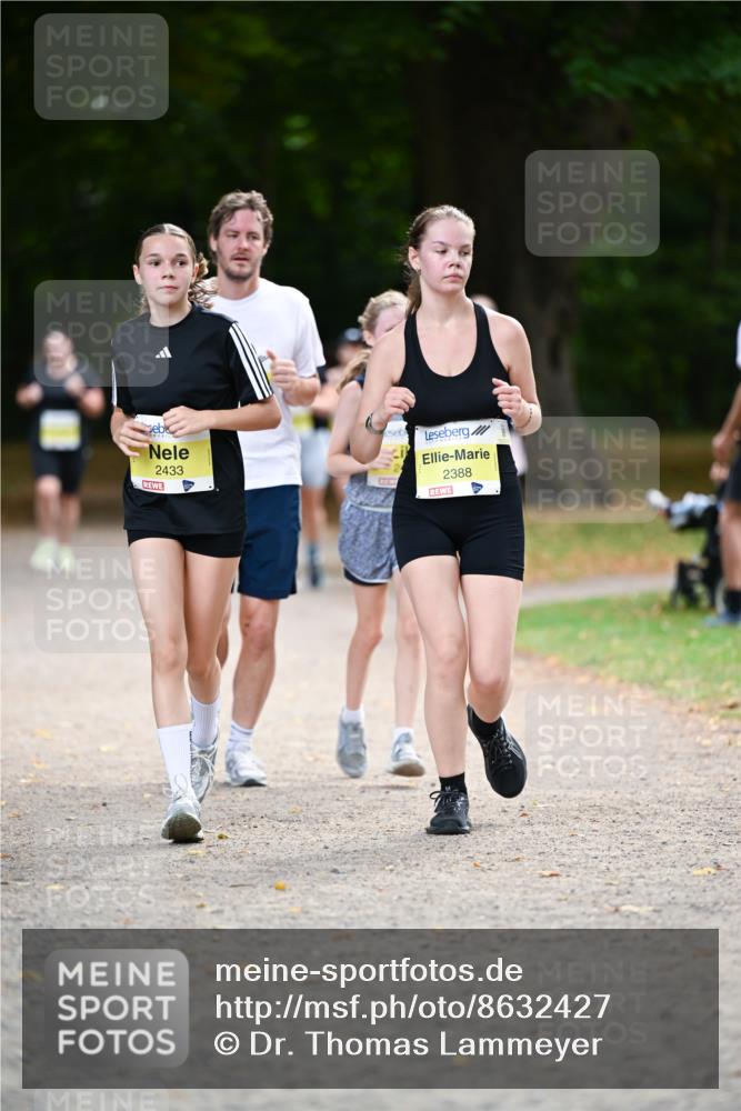 31.08.2025 - 21. Blankeneser Heldenlauf Dr. Thomas Lammeyer http://msf.ph/oto/8632427 31.08.2025 10:20:57 Laufen 2433, 2388 meine-sportfotos.de