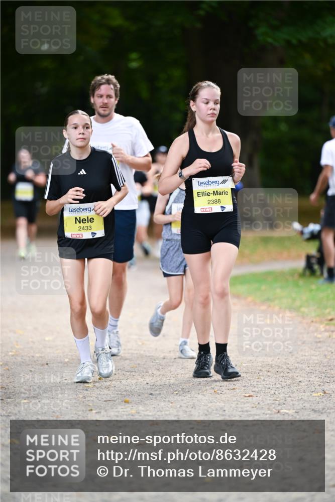 31.08.2025 - 21. Blankeneser Heldenlauf Dr. Thomas Lammeyer http://msf.ph/oto/8632428 31.08.2025 10:20:58 Laufen 2433, 2388 meine-sportfotos.de