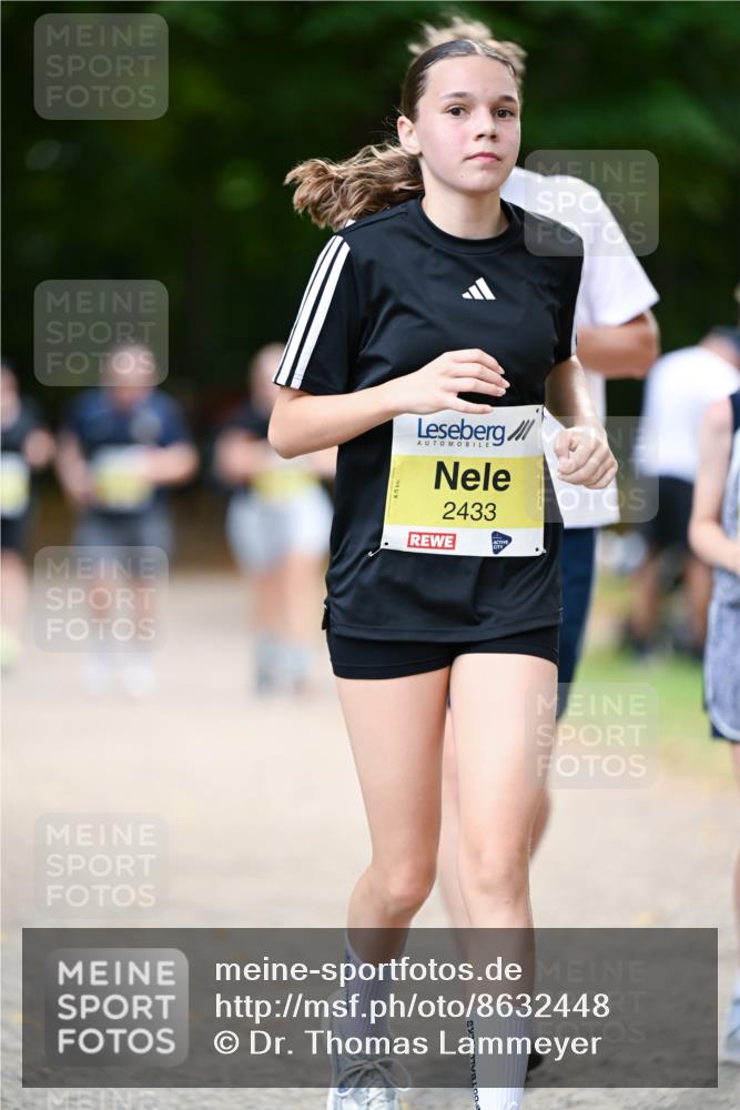 31.08.2025 - 21. Blankeneser Heldenlauf Dr. Thomas Lammeyer http://msf.ph/oto/8632448 31.08.2025 10:21:01 Laufen 2433 meine-sportfotos.de