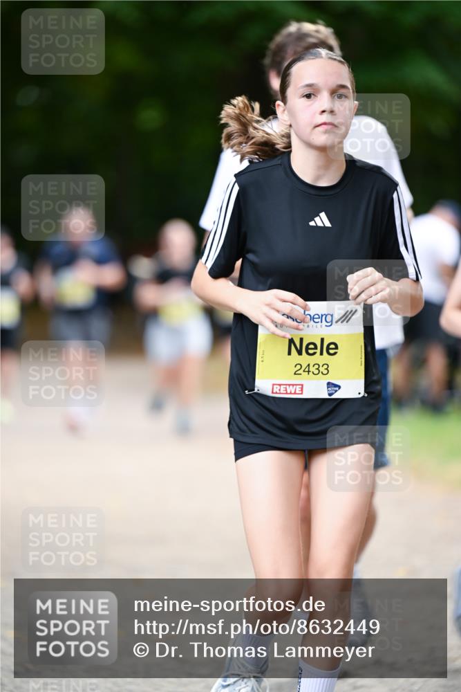 31.08.2025 - 21. Blankeneser Heldenlauf Dr. Thomas Lammeyer http://msf.ph/oto/8632449 31.08.2025 10:21:01 Laufen 2433 meine-sportfotos.de