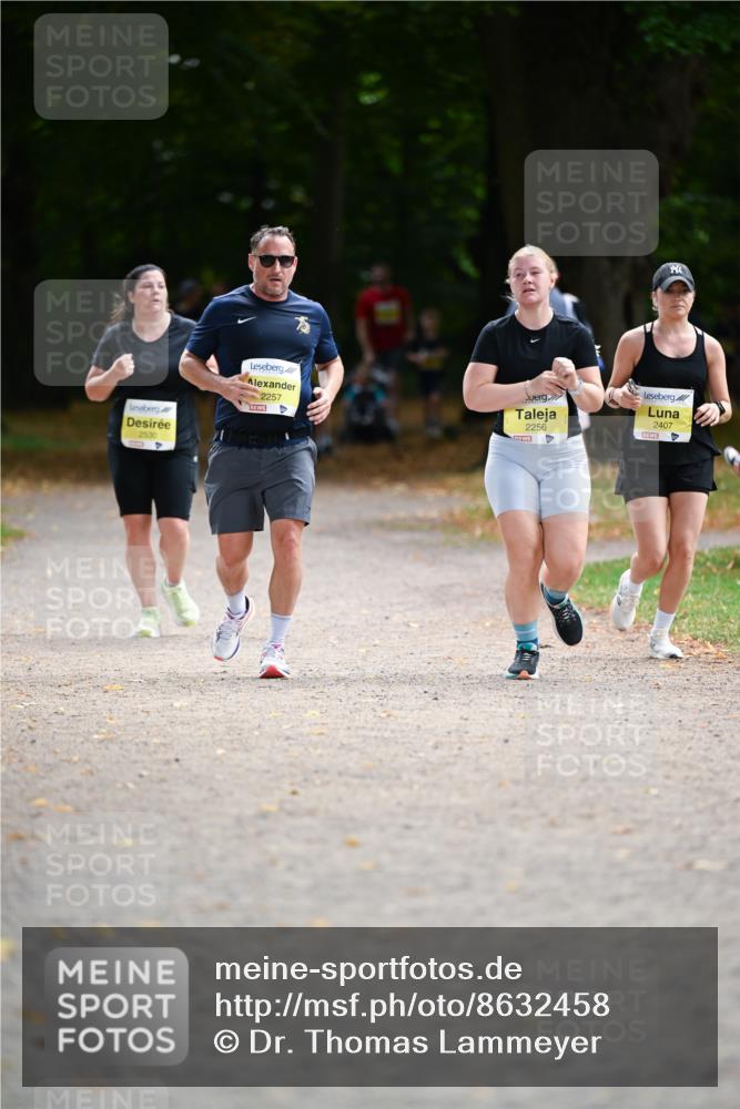 31.08.2025 - 21. Blankeneser Heldenlauf Dr. Thomas Lammeyer http://msf.ph/oto/8632458 31.08.2025 10:21:03 Laufen 2257, 2530, 2256, 2407 meine-sportfotos.de