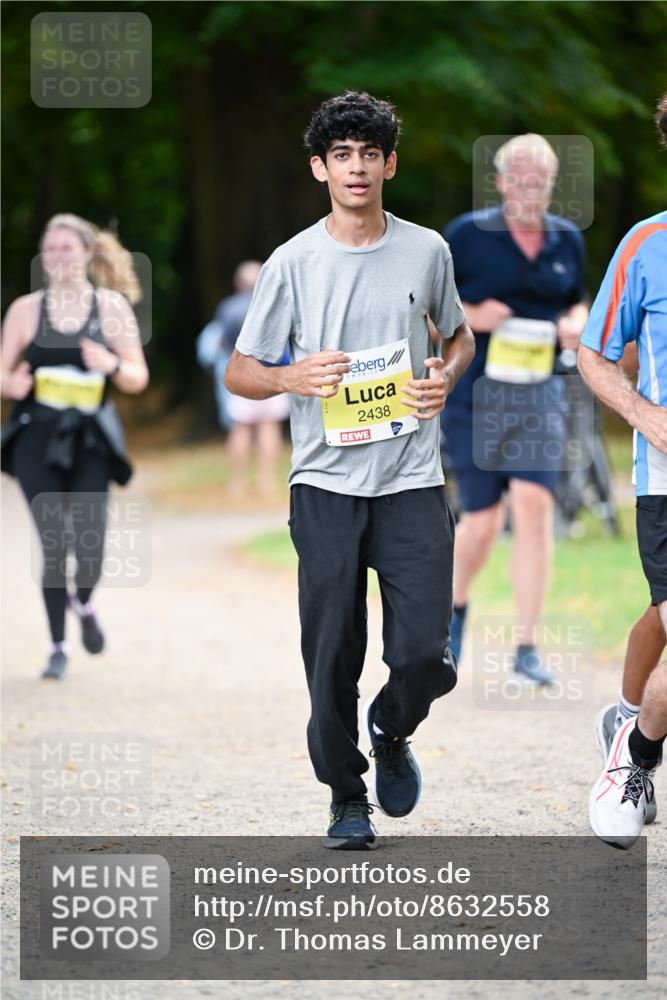 31.08.2025 - 21. Blankeneser Heldenlauf Dr. Thomas Lammeyer http://msf.ph/oto/8632558 31.08.2025 10:21:38 Laufen 2438 meine-sportfotos.de