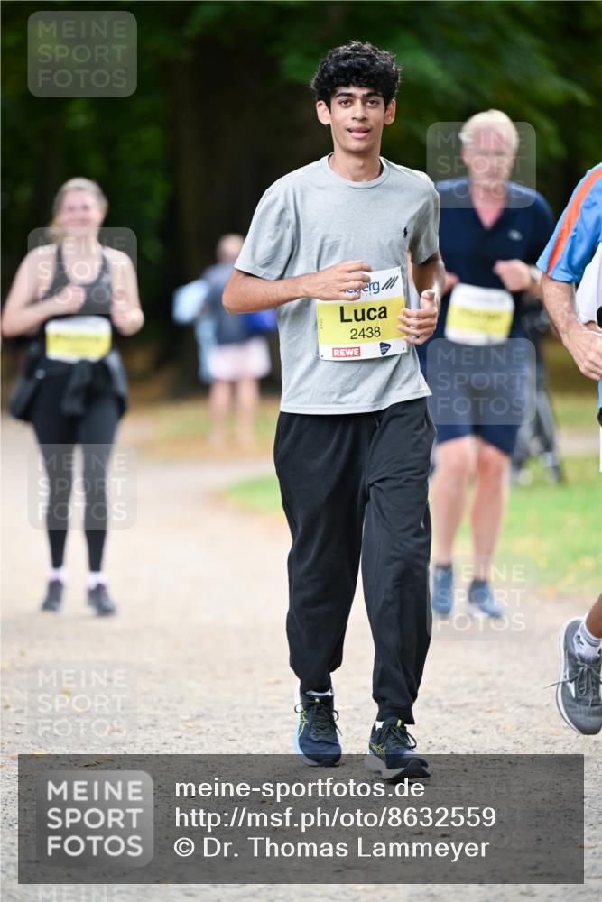 31.08.2025 - 21. Blankeneser Heldenlauf Dr. Thomas Lammeyer http://msf.ph/oto/8632559 31.08.2025 10:21:38 Laufen 2438 meine-sportfotos.de