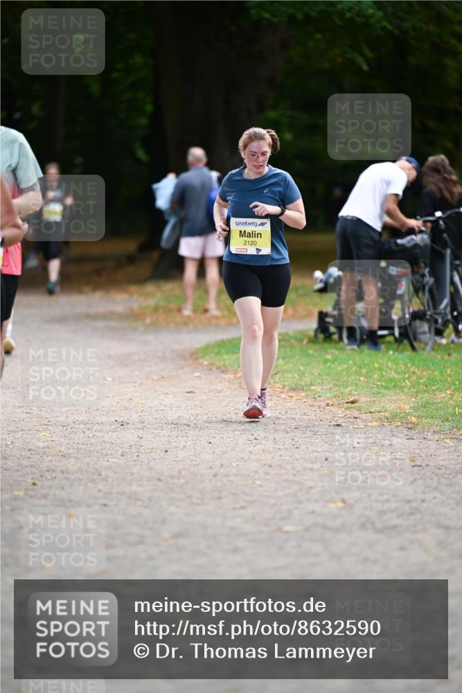 31.08.2025 - 21. Blankeneser Heldenlauf Dr. Thomas Lammeyer http://msf.ph/oto/8632590 31.08.2025 10:21:46 Laufen 2120 meine-sportfotos.de