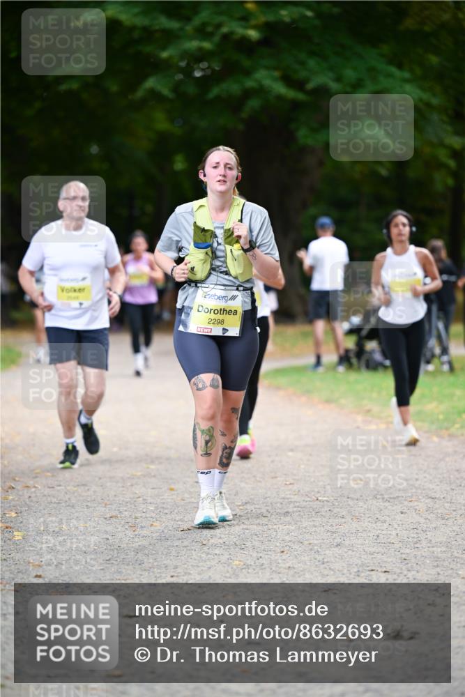 31.08.2025 - 21. Blankeneser Heldenlauf Dr. Thomas Lammeyer http://msf.ph/oto/8632693 31.08.2025 10:22:09 Laufen 2298 meine-sportfotos.de