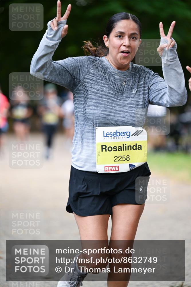 31.08.2025 - 21. Blankeneser Heldenlauf Dr. Thomas Lammeyer http://msf.ph/oto/8632749 31.08.2025 10:22:22 Laufen 2258 meine-sportfotos.de
