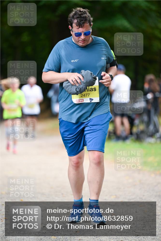31.08.2025 - 21. Blankeneser Heldenlauf Dr. Thomas Lammeyer http://msf.ph/oto/8632859 31.08.2025 10:22:44 Laufen 2477 meine-sportfotos.de