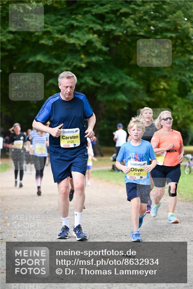 31.08.2025 - 21. Blankeneser Heldenlauf Dr. Thomas Lammeyer http://msf.ph/oto/8632934 31.08.2025 10:22:59 Laufen 2125, 2127 meine-sportfotos.de