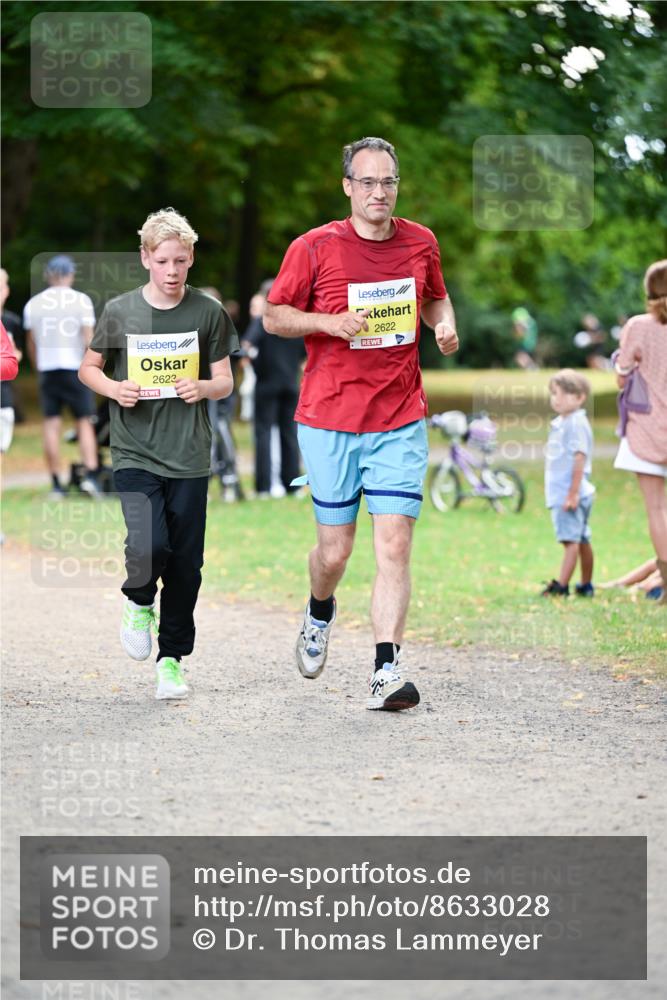 31.08.2025 - 21. Blankeneser Heldenlauf Dr. Thomas Lammeyer http://msf.ph/oto/8633028 31.08.2025 10:23:20 Laufen 2623, 2622 meine-sportfotos.de