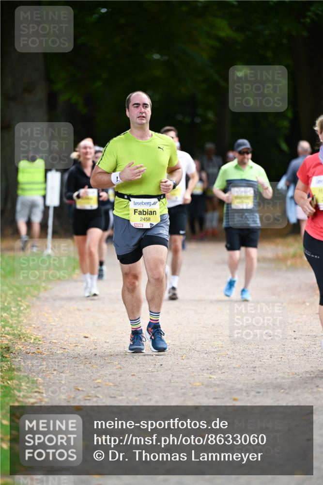 31.08.2025 - 21. Blankeneser Heldenlauf Dr. Thomas Lammeyer http://msf.ph/oto/8633060 31.08.2025 10:23:31 Laufen 2458 meine-sportfotos.de