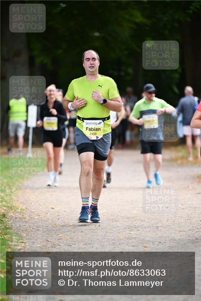 31.08.2025 - 21. Blankeneser Heldenlauf Dr. Thomas Lammeyer http://msf.ph/oto/8633063 31.08.2025 10:23:32 Laufen 2458 meine-sportfotos.de