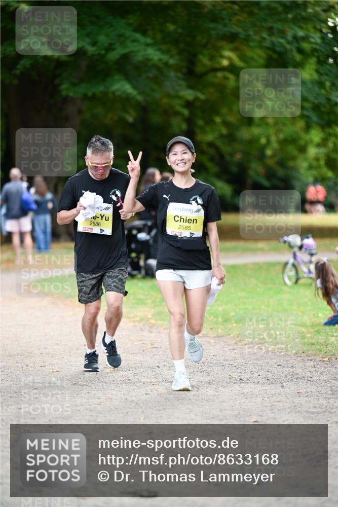 31.08.2025 - 21. Blankeneser Heldenlauf Dr. Thomas Lammeyer http://msf.ph/oto/8633168 31.08.2025 10:24:00 Laufen 2586, 2585 meine-sportfotos.de