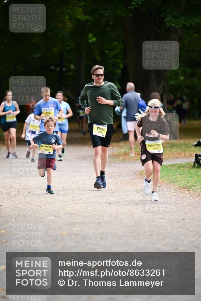 31.08.2025 - 21. Blankeneser Heldenlauf Dr. Thomas Lammeyer http://msf.ph/oto/8633261 31.08.2025 10:24:23 Laufen 2522, 4, 2520, 2316 meine-sportfotos.de