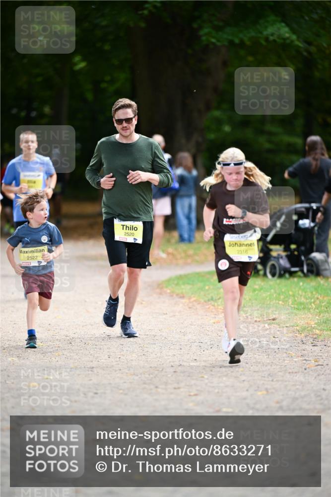 31.08.2025 - 21. Blankeneser Heldenlauf Dr. Thomas Lammeyer http://msf.ph/oto/8633271 31.08.2025 10:24:25 Laufen 2522, 2520, 2316 meine-sportfotos.de