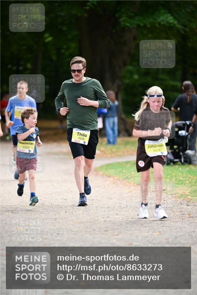 31.08.2025 - 21. Blankeneser Heldenlauf Dr. Thomas Lammeyer http://msf.ph/oto/8633273 31.08.2025 10:24:25 Laufen 2522, 2520, 2316 meine-sportfotos.de