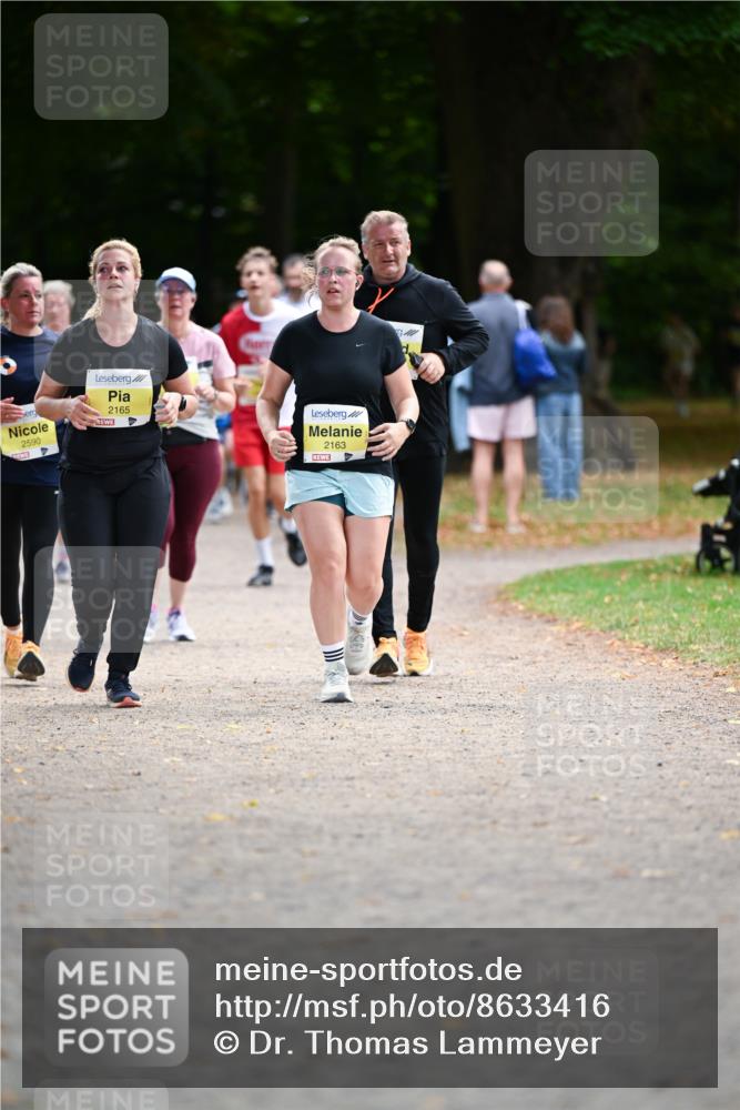 31.08.2025 - 21. Blankeneser Heldenlauf Dr. Thomas Lammeyer http://msf.ph/oto/8633416 31.08.2025 10:24:55 Laufen 2590, 2165, 2163 meine-sportfotos.de