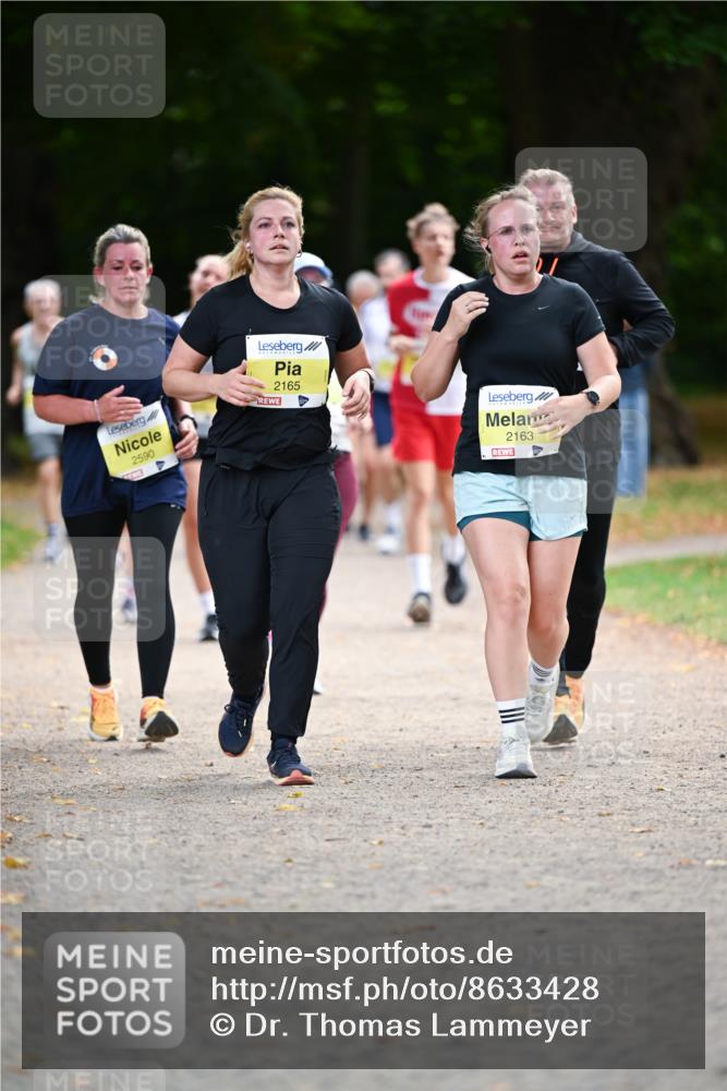 31.08.2025 - 21. Blankeneser Heldenlauf Dr. Thomas Lammeyer http://msf.ph/oto/8633428 31.08.2025 10:24:57 Laufen 2590, 2165, 2163 meine-sportfotos.de