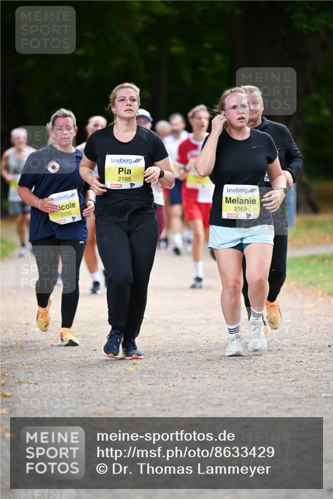 31.08.2025 - 21. Blankeneser Heldenlauf Dr. Thomas Lammeyer http://msf.ph/oto/8633429 31.08.2025 10:24:57 Laufen 2590, 2165, 2163 meine-sportfotos.de