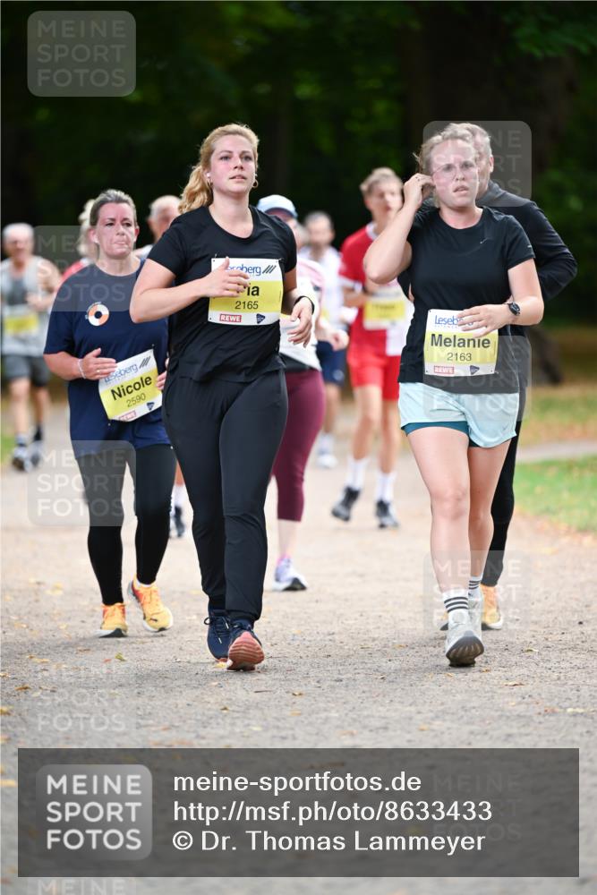31.08.2025 - 21. Blankeneser Heldenlauf Dr. Thomas Lammeyer http://msf.ph/oto/8633433 31.08.2025 10:24:58 Laufen 2590, 2165, 2163 meine-sportfotos.de