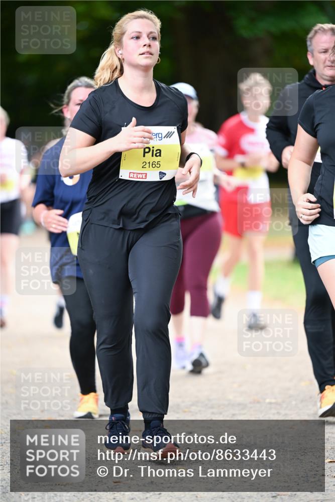 31.08.2025 - 21. Blankeneser Heldenlauf Dr. Thomas Lammeyer http://msf.ph/oto/8633443 31.08.2025 10:25:00 Laufen 2165 meine-sportfotos.de