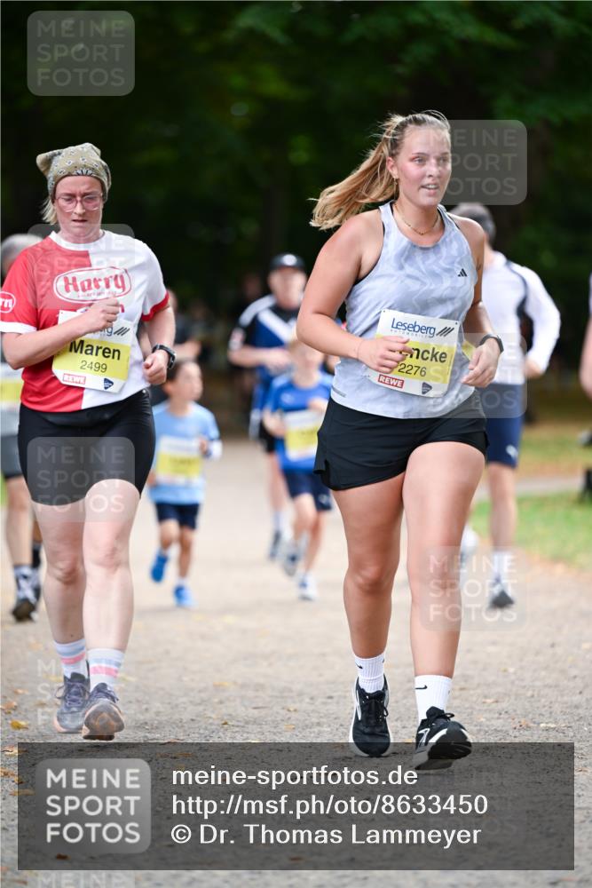 31.08.2025 - 21. Blankeneser Heldenlauf Dr. Thomas Lammeyer http://msf.ph/oto/8633450 31.08.2025 10:25:04 Laufen 16, 2499, 2276 meine-sportfotos.de