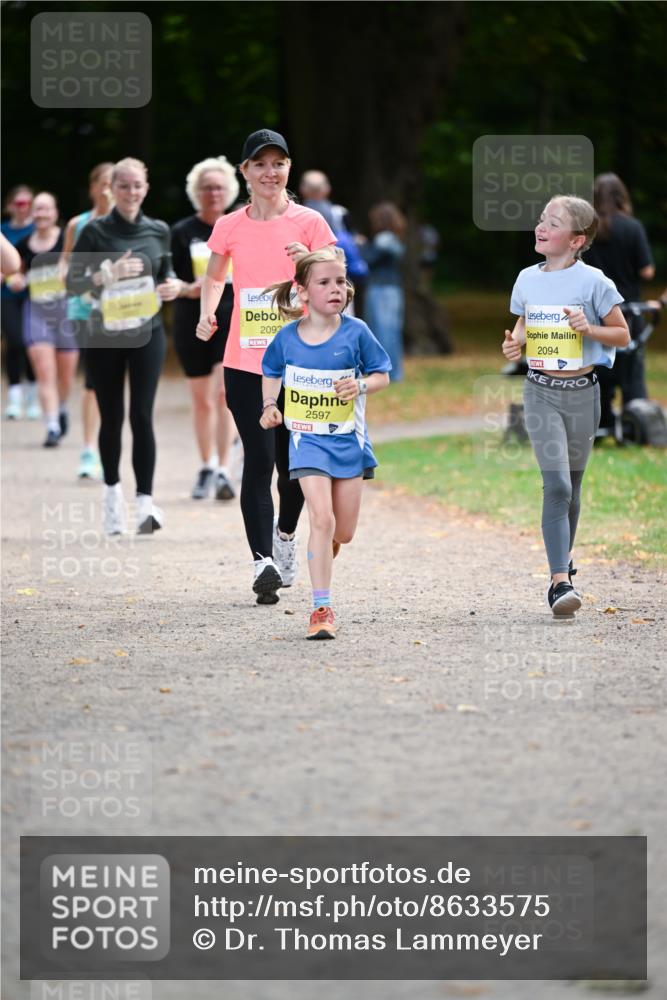 31.08.2025 - 21. Blankeneser Heldenlauf Dr. Thomas Lammeyer http://msf.ph/oto/8633575 31.08.2025 10:25:34 Laufen 2093, 2597, 2094 meine-sportfotos.de
