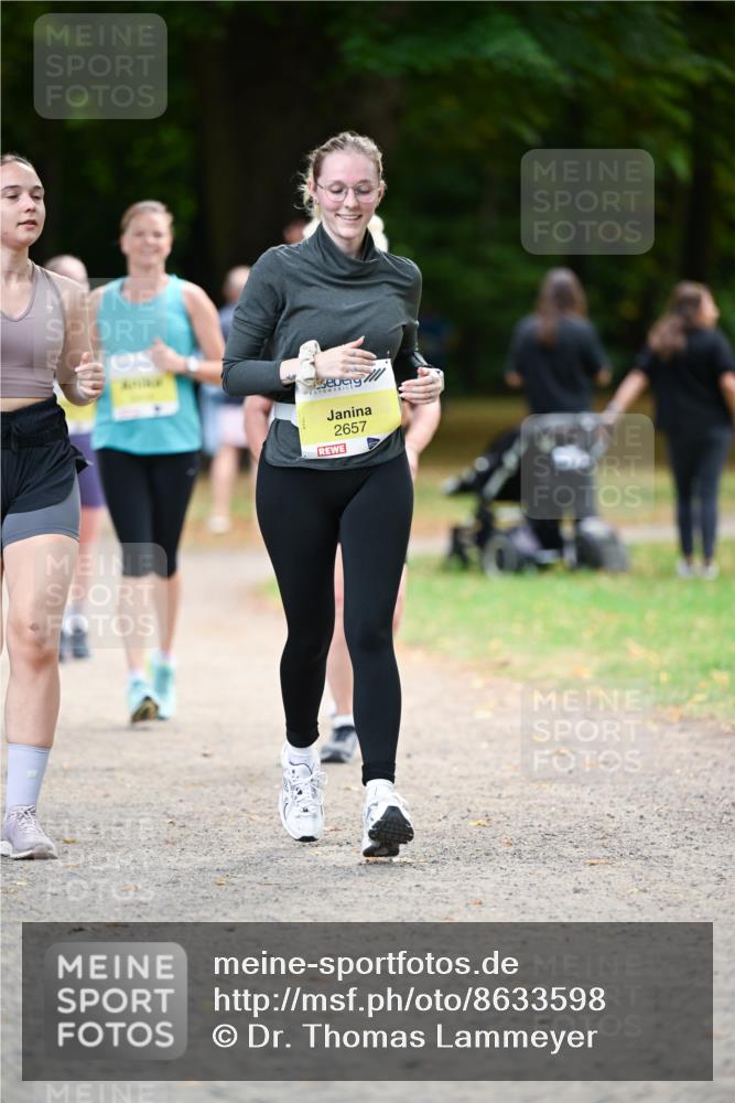 31.08.2025 - 21. Blankeneser Heldenlauf Dr. Thomas Lammeyer http://msf.ph/oto/8633598 31.08.2025 10:25:39 Laufen 2657 meine-sportfotos.de