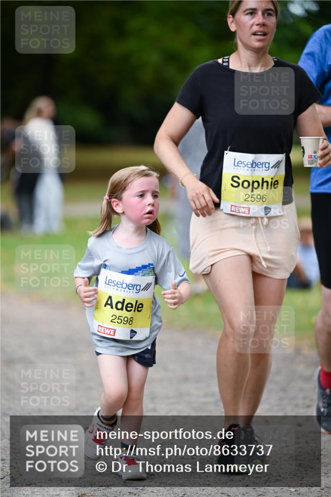 31.08.2025 - 21. Blankeneser Heldenlauf Dr. Thomas Lammeyer http://msf.ph/oto/8633737 31.08.2025 10:26:36 Laufen 2598, 2596 meine-sportfotos.de