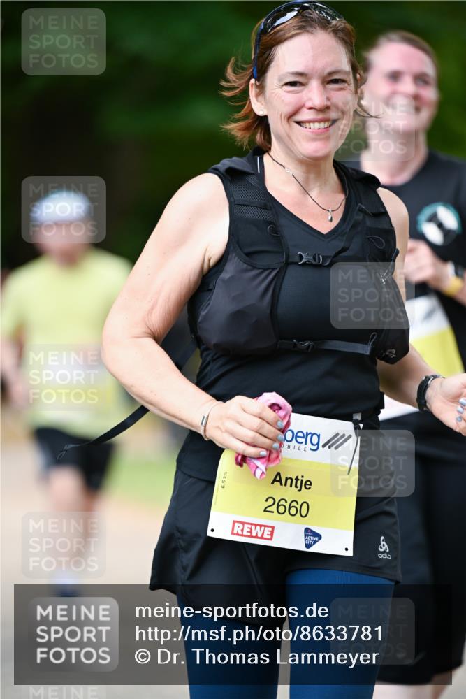 31.08.2025 - 21. Blankeneser Heldenlauf Dr. Thomas Lammeyer http://msf.ph/oto/8633781 31.08.2025 10:26:47 Laufen 6, 5, 2660 meine-sportfotos.de