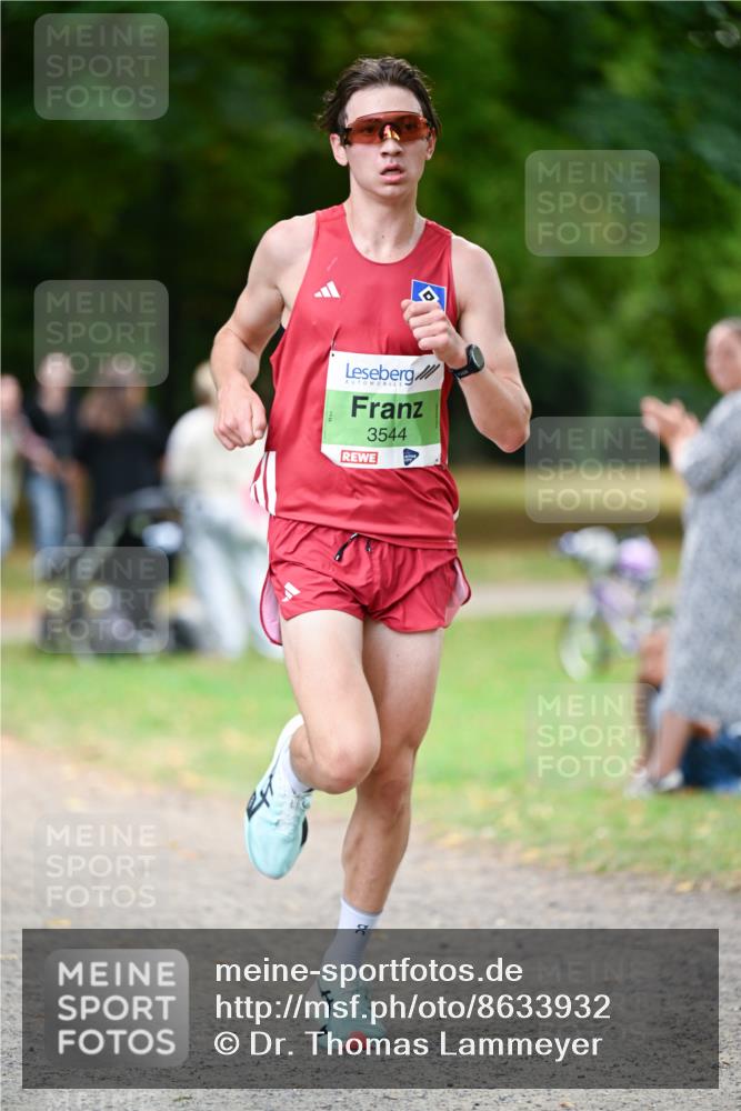 31.08.2025 - 21. Blankeneser Heldenlauf Dr. Thomas Lammeyer http://msf.ph/oto/8633932 31.08.2025 10:27:31 Laufen 3544 meine-sportfotos.de