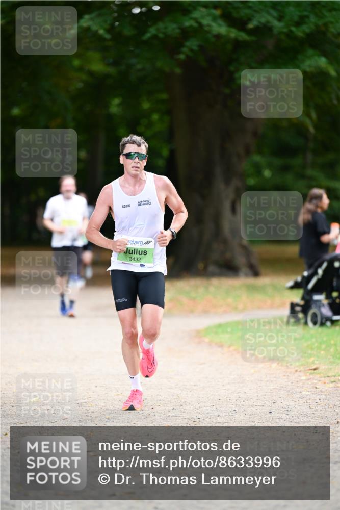 31.08.2025 - 21. Blankeneser Heldenlauf Dr. Thomas Lammeyer http://msf.ph/oto/8633996 31.08.2025 10:27:56 Laufen 3432 meine-sportfotos.de