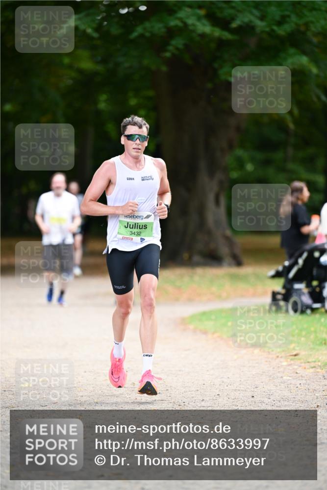 31.08.2025 - 21. Blankeneser Heldenlauf Dr. Thomas Lammeyer http://msf.ph/oto/8633997 31.08.2025 10:27:57 Laufen 3432 meine-sportfotos.de