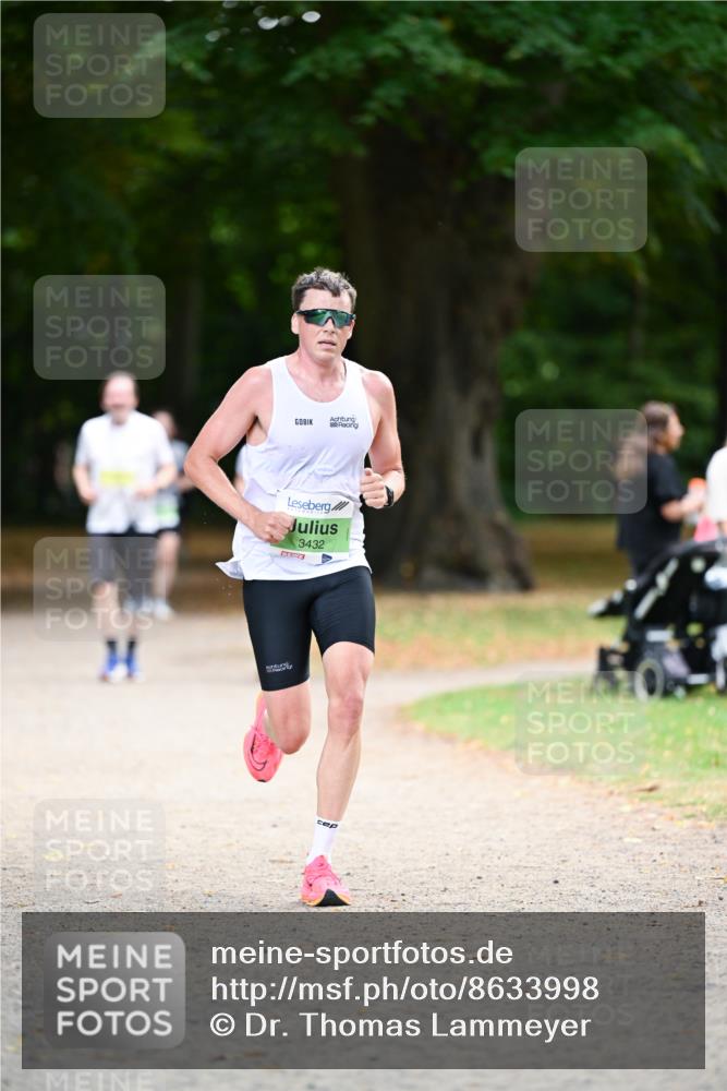 31.08.2025 - 21. Blankeneser Heldenlauf Dr. Thomas Lammeyer http://msf.ph/oto/8633998 31.08.2025 10:27:57 Laufen 3432 meine-sportfotos.de