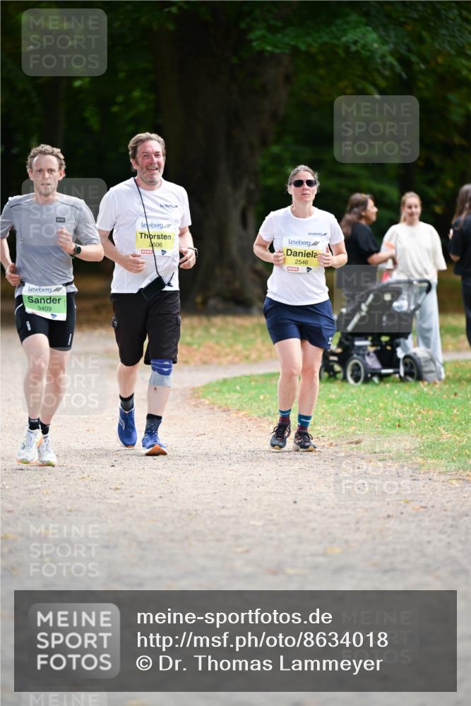 31.08.2025 - 21. Blankeneser Heldenlauf Dr. Thomas Lammeyer http://msf.ph/oto/8634018 31.08.2025 10:28:03 Laufen 3409, 2606, 2546 meine-sportfotos.de