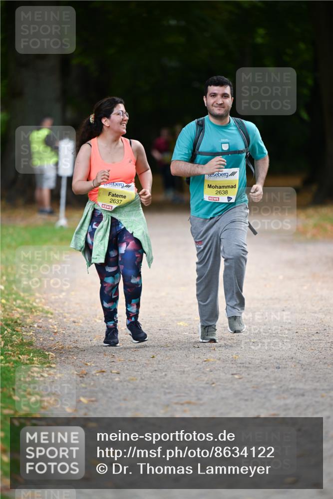31.08.2025 - 21. Blankeneser Heldenlauf Dr. Thomas Lammeyer http://msf.ph/oto/8634122 31.08.2025 10:29:00 Laufen 2637, 2638 meine-sportfotos.de