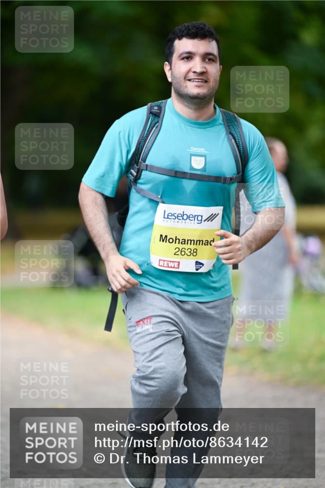 31.08.2025 - 21. Blankeneser Heldenlauf Dr. Thomas Lammeyer http://msf.ph/oto/8634142 31.08.2025 10:29:03 Laufen 2638 meine-sportfotos.de