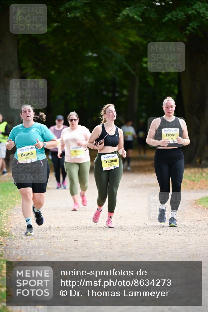 31.08.2025 - 21. Blankeneser Heldenlauf Dr. Thomas Lammeyer http://msf.ph/oto/8634273 31.08.2025 10:30:05 Laufen 2361, 4, 2225, 2188, 4 meine-sportfotos.de