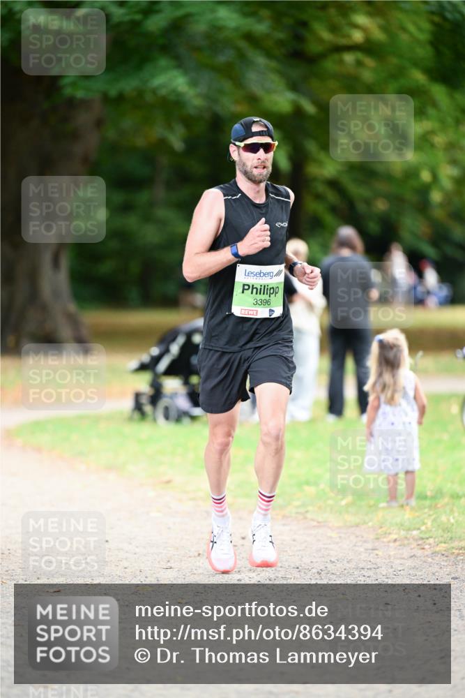 31.08.2025 - 21. Blankeneser Heldenlauf Dr. Thomas Lammeyer http://msf.ph/oto/8634394 31.08.2025 10:30:54 Laufen 3396 meine-sportfotos.de