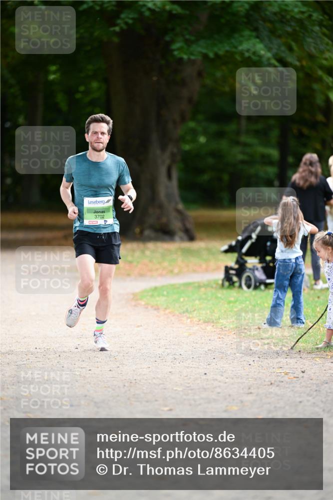 31.08.2025 - 21. Blankeneser Heldenlauf Dr. Thomas Lammeyer http://msf.ph/oto/8634405 31.08.2025 10:31:12 Laufen 4, 3702 meine-sportfotos.de