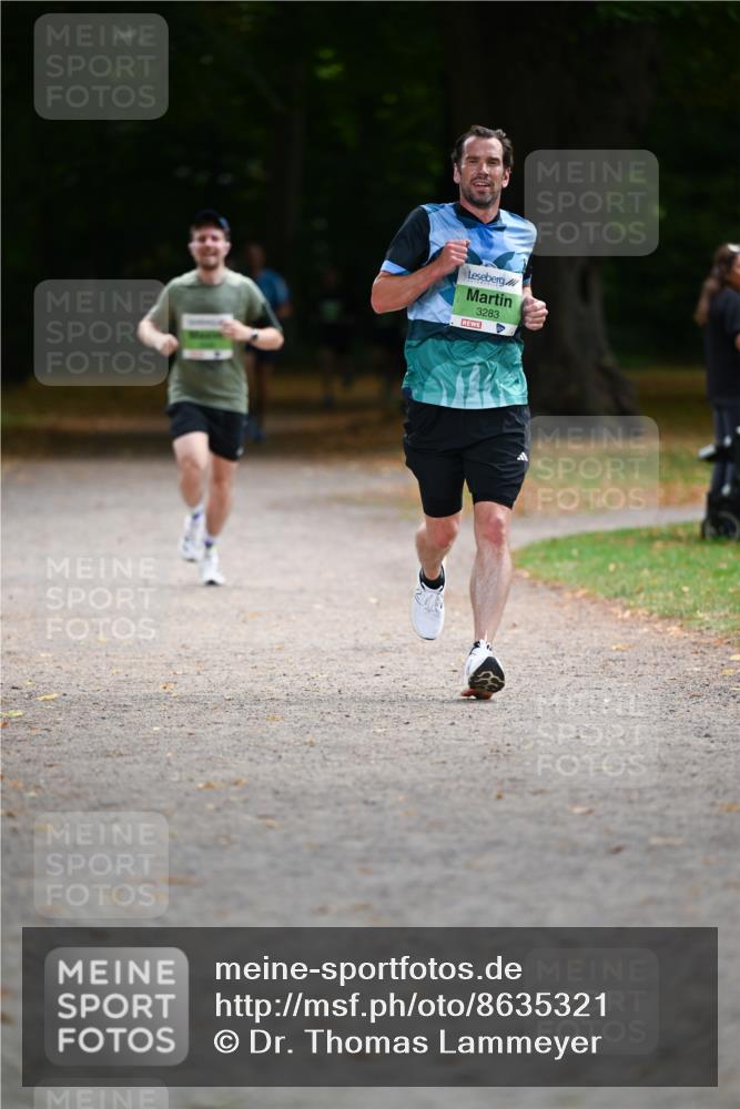 31.08.2025 - 21. Blankeneser Heldenlauf Dr. Thomas Lammeyer http://msf.ph/oto/8635321 31.08.2025 10:38:23 Laufen 3283 meine-sportfotos.de